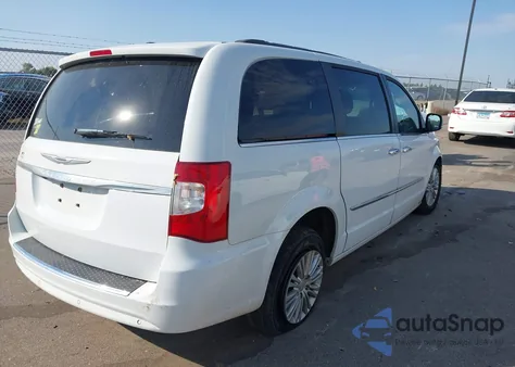 2015 Chrysler Town & Country Touring-L из США, поврежденный, VIN 2C4RC1CG9FR646567